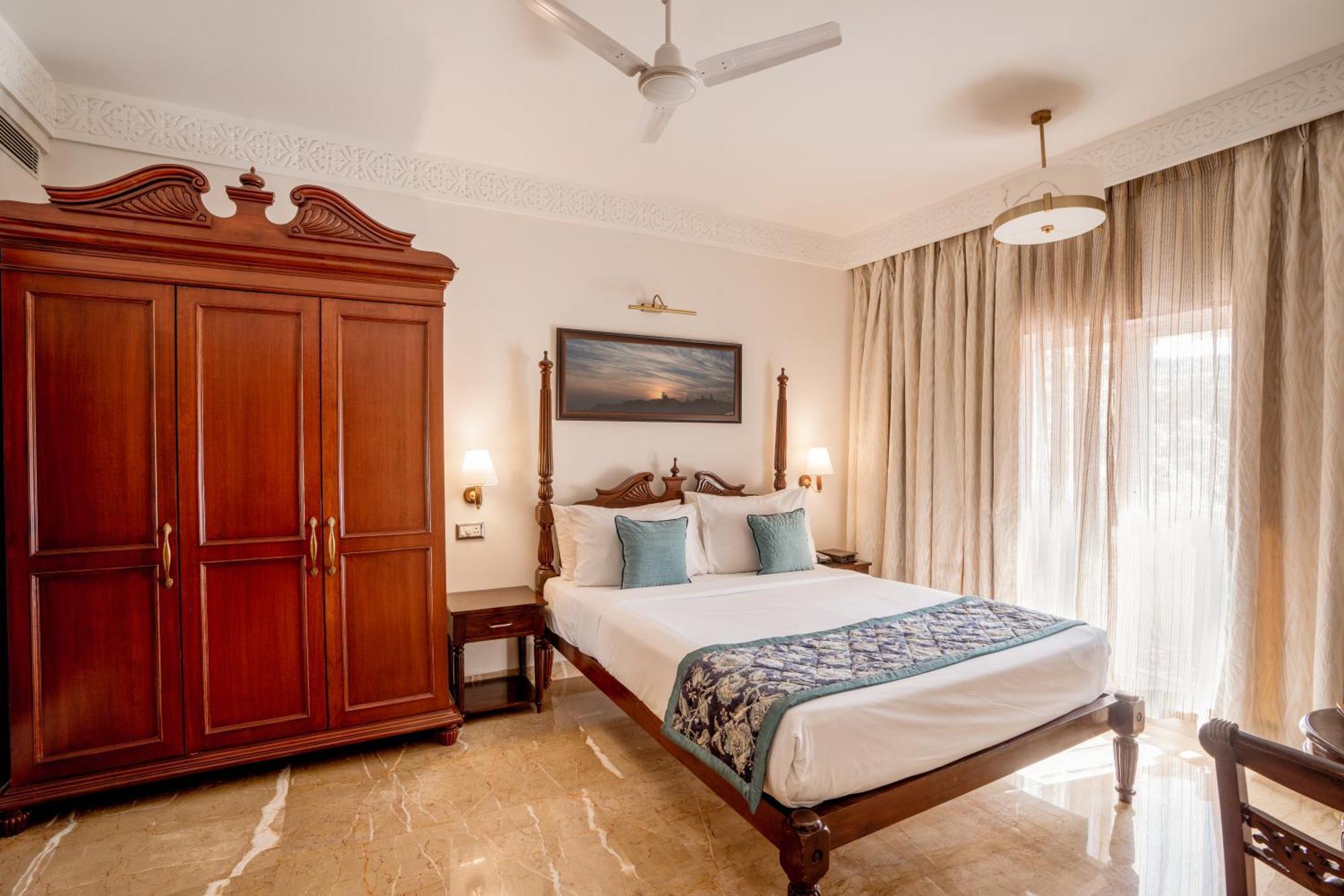 Evershine Resort & Spa Mahābaleshwar Extérieur photo