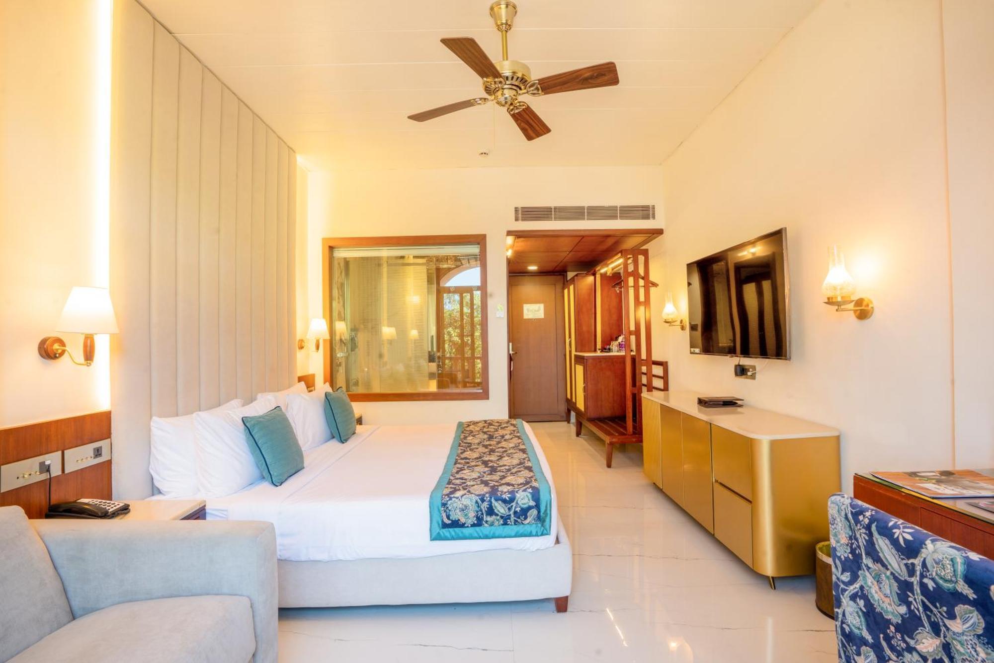 Evershine Resort & Spa Mahābaleshwar Extérieur photo